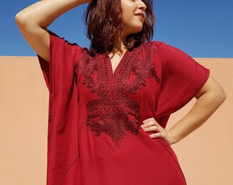 Moroccan Caftan Burgundy Red – Elegant Embroidered Maxi Dress – Oriental Chic Outfit for Wedding, Evening or Special Occasion