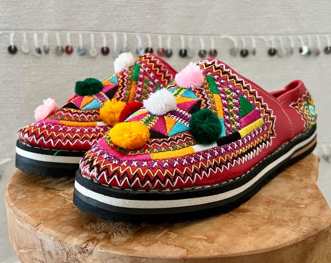 Featured listing image: moroccan slippers for women