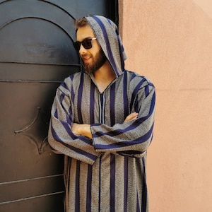 Beautiful moroccan navy blue djellaba for men