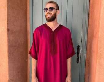 Stylish burgundy kaftan for men with embroidery