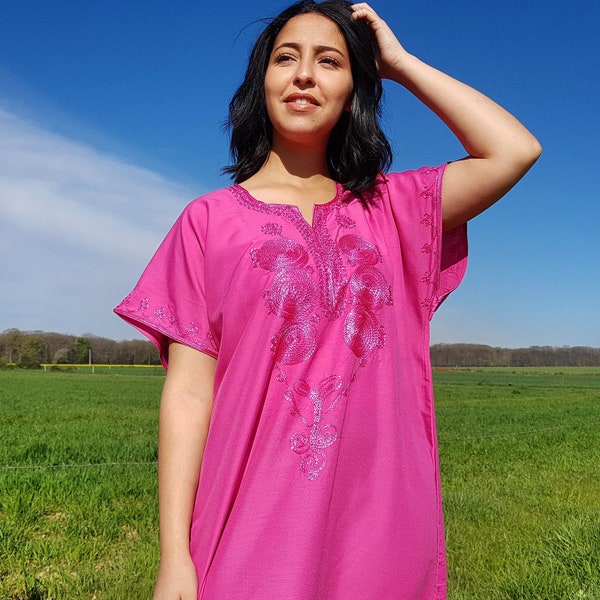 Belle robe marocaine rose légère pour femme