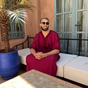 Qamar Burgundy Kaftan