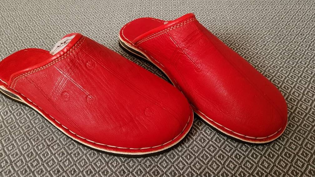 Traditional Moroccan Babouche Shoes and Their Features