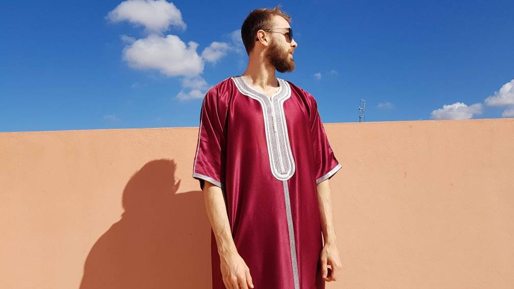 Beautiful moroccan burgundy djellaba for men