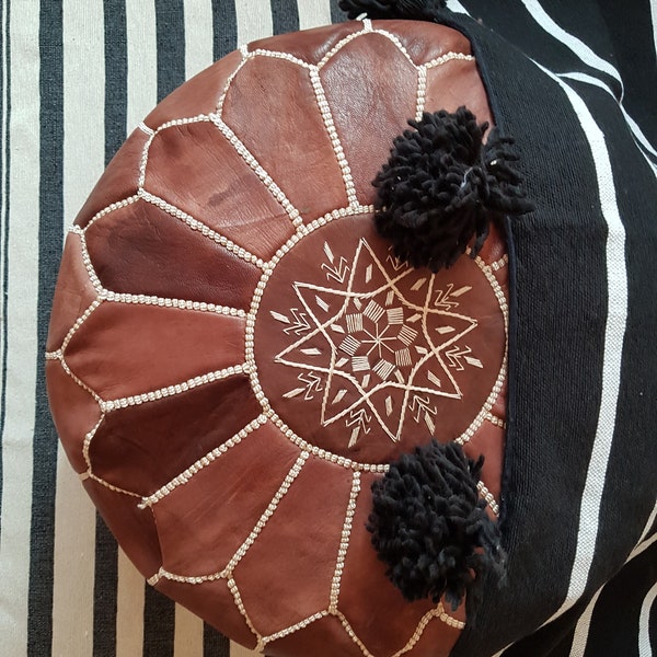 Pouf marocain en cuir, pouf berbère, pouf ottoman, décoration bohème