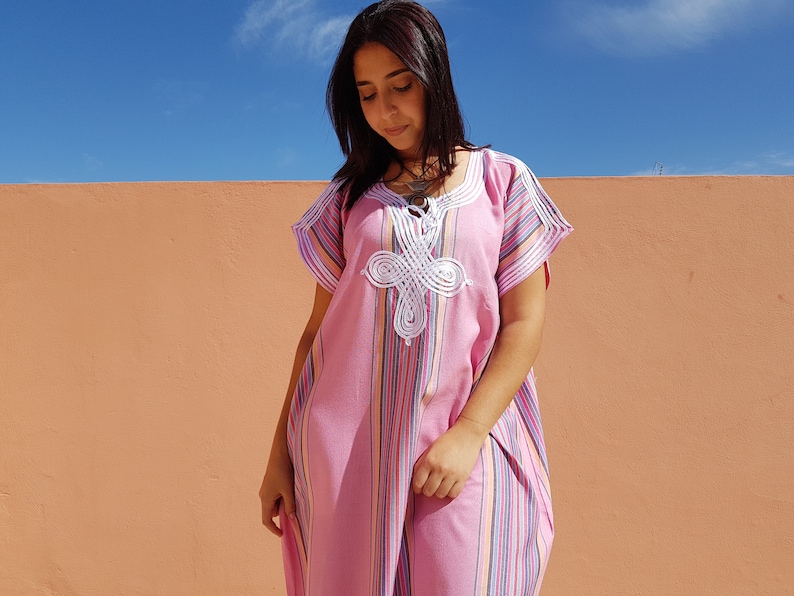 Roze gestreepte Marokkaanse kaftan, boho kleding voor dames, Marokkaanse djellaba afbeelding 3