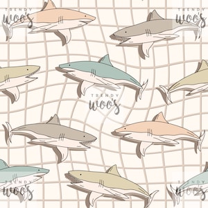 Peut inclure: Un motif sans couture représentant un motif répété de requins dans un filet. Les requins sont dans différentes nuances de bleu, de vert et de brun. Le filet est de couleur brun clair. Le texte "TRENDY WOOS" apparaît dans le motif.