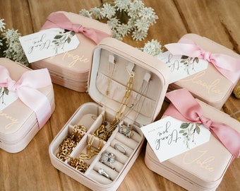 Bridesmaid Gifts| Jewelry Box| Bridesmaid Proposal| Personalized Travel Jewelry Case| Bridal Wedding Gifts| Bachelorette Party-(Jewelry Box)