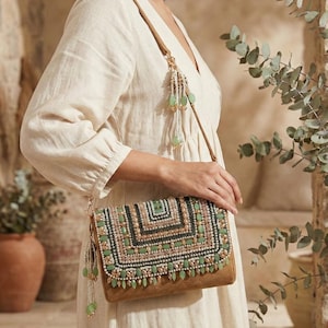 Pochette de mariée artisanale en perles | Sac potli indien orné de coquillages