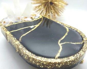 Black and gold ring dish with authentic crystal points/ Mother's day gift/gift for her