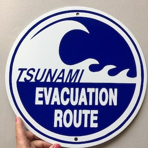 Tsunami Evacuation Route   12 inch round   Aluminum Sign