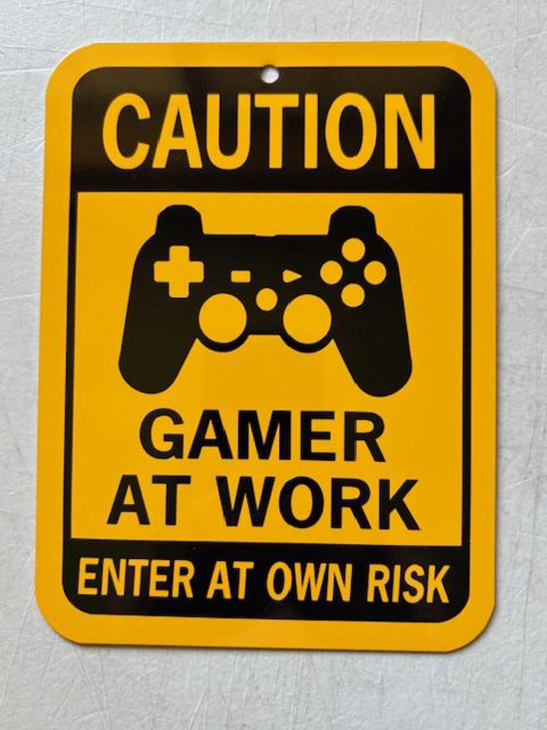 Targa In Metallo Vintage Keep Out Gamer At Work – Cartello Decorativo Da Parete 30,5x20,3 Cm – Enter At Own Risk – Per Camera Da Letto E Sala Giochi