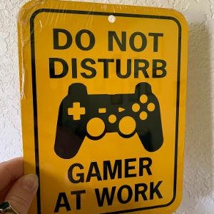 No molestar a los jugadores en el trabajo, 6 x 8 pulgadas, letrero divertido de aluminio, decoración para juegos, decoración de salas de juegos, arte de pared y dormitorio, regalos para adolescentes.