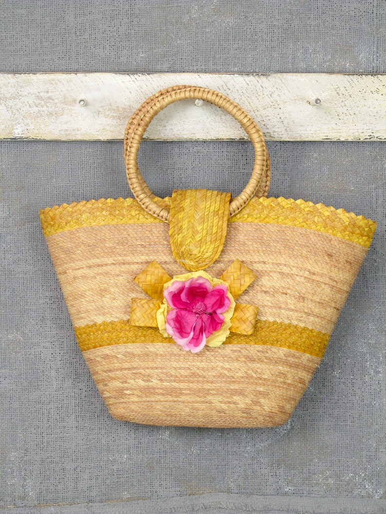 Circle Handles Vintage Straw Summer Tote Summer Straw Bag Yellow