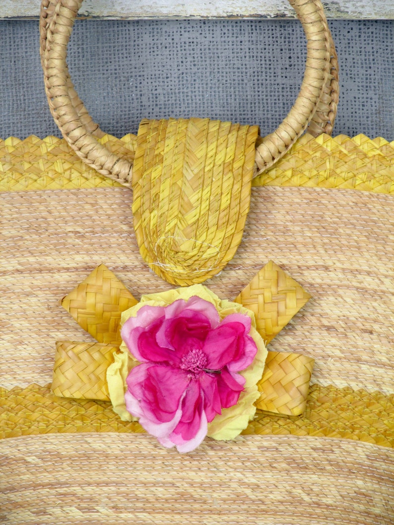 Circle Handles Vintage Straw Summer Tote Summer Straw Bag Yellow