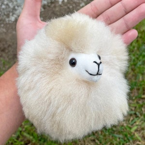 Handmade Llama Keychain, Stuffed Alpaca Keychain, Stuffed Animal Keychain, Alpaca Fur Keychain, Gift Ideas For Her