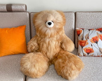 Jumbo Alpaca Fur Teddy - A Giant Hug Buddy for Extra Cuddles