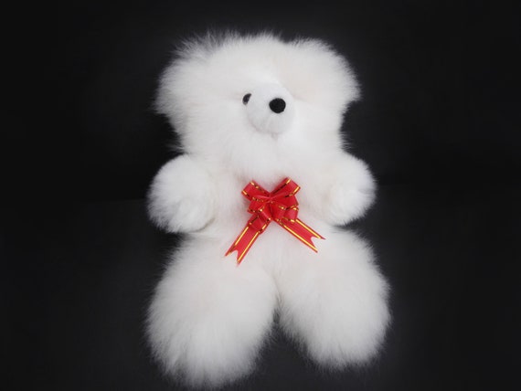 3 teddy bears