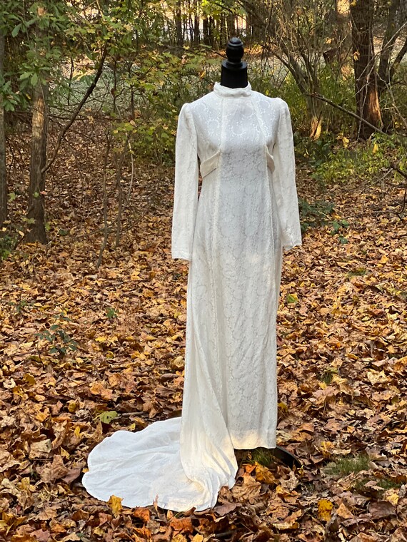 Vintage 1960s Handmade wedding gown