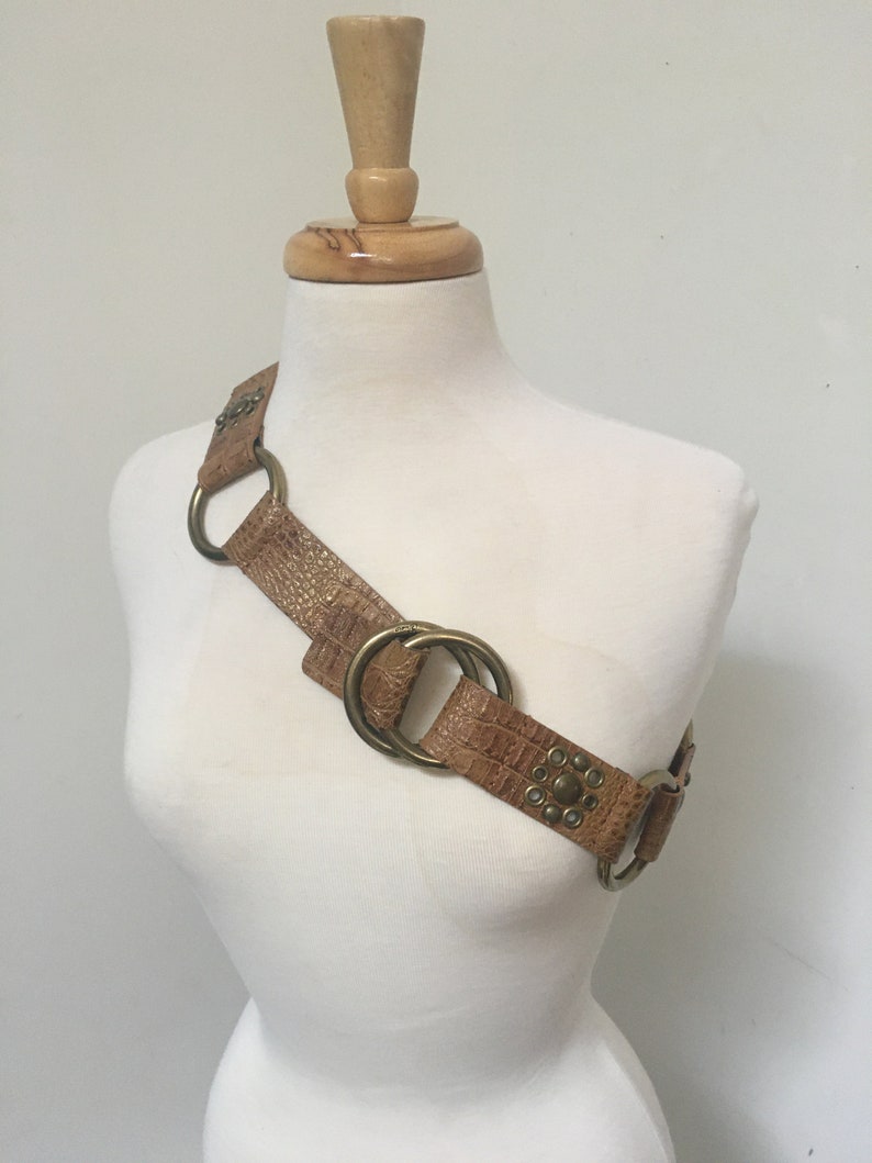 Vintage Guess belt