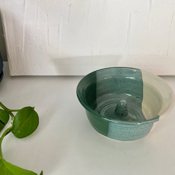 Vintage Ceramic Citrus Juicer Bowl (Blue) - 5 inches