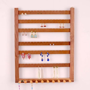 Porte-boucles d'oreilles en noyer, organisateur de bijoux à assembler, présentoir de boucles d'oreilles suspendues, présentoir de boucles d'oreilles mural, suspension en bois image 2