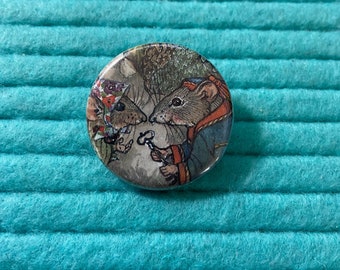 Mice Button Pin / 1.25 inch Button Pin / Recycled Book Illustration Button Pin / Mice Couple pin