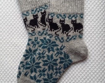 Cute Knitted Women and Men Socks Beautiful Hand Made Casual Home Wool Cool Gift Cat Kitten Animal Kids Socks Ethnic Scandinavian Ornament