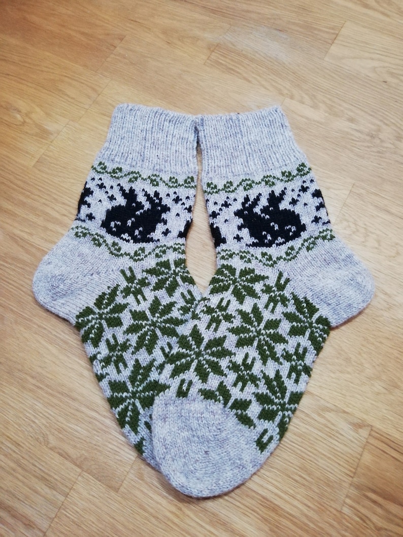 Cute Knitted Women and Men Socks Beautiful Hand Made Casual Home Wool Gift Rabbit Bunny Animal Christmas Socks Ethnic Scandinavian Ornament