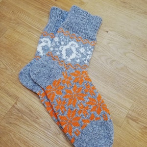 Cute Knitted Women Men Kids Socks Beautiful Hand Made Casual Warm Home Wool Socks Christmas Gift Penguins Ethnic Scandinavian Ornaments