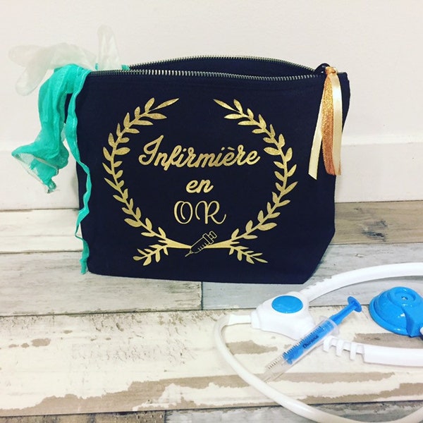 Trousse - pochette  "infirmière". Entierement personnalisable. Idee cadeau infirmiere aide soignante medecin ....