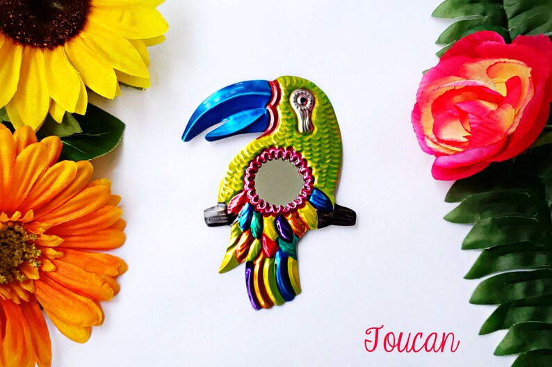 Metal wall art Mexican heart El milagro heart Tin heart Mexican decoration Mexican folk art Tin mirror gift for girlfriend