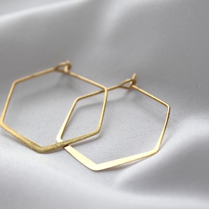 Brass Hexagon Earrings | Minimalistic Earrings | Hammered Brass | Minimalistic Jewellery | Minimalistic | Hexagon Hoops | Gifts for her |