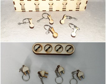 Schlüsselbrett mit Schlüsselanhängern - Steckdosen und Stecker, Schlüsselbrett mit Schlüsselloch