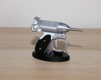 Thunder Cricket - Noisy cricket Inspired - Men in black cosplay Fan made Prop