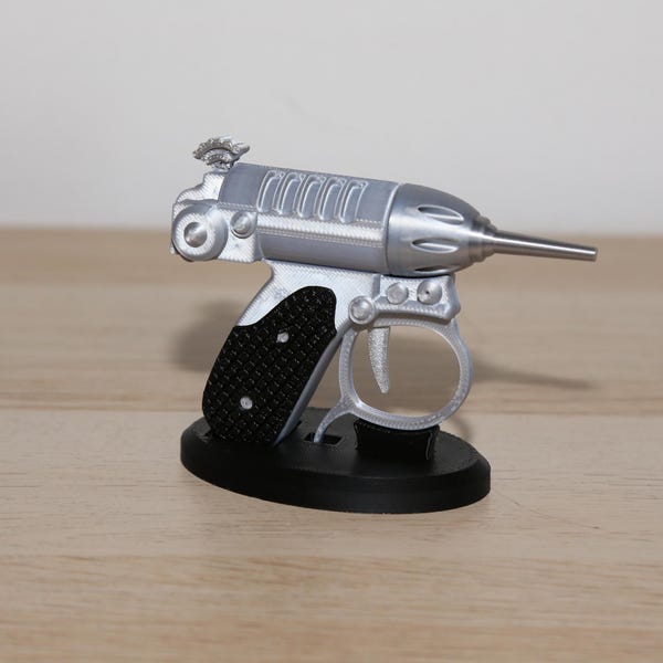 Thunder Cricket - Noisy cricket Inspired - Men in black cosplay Fan made Prop