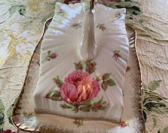 Antique Rose Design Cheese Keeper