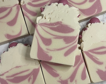 Sweet Pea Bear cold process soap gift soap bar skin loving oil make with love , Shea butter Cocoa butter artisan soap