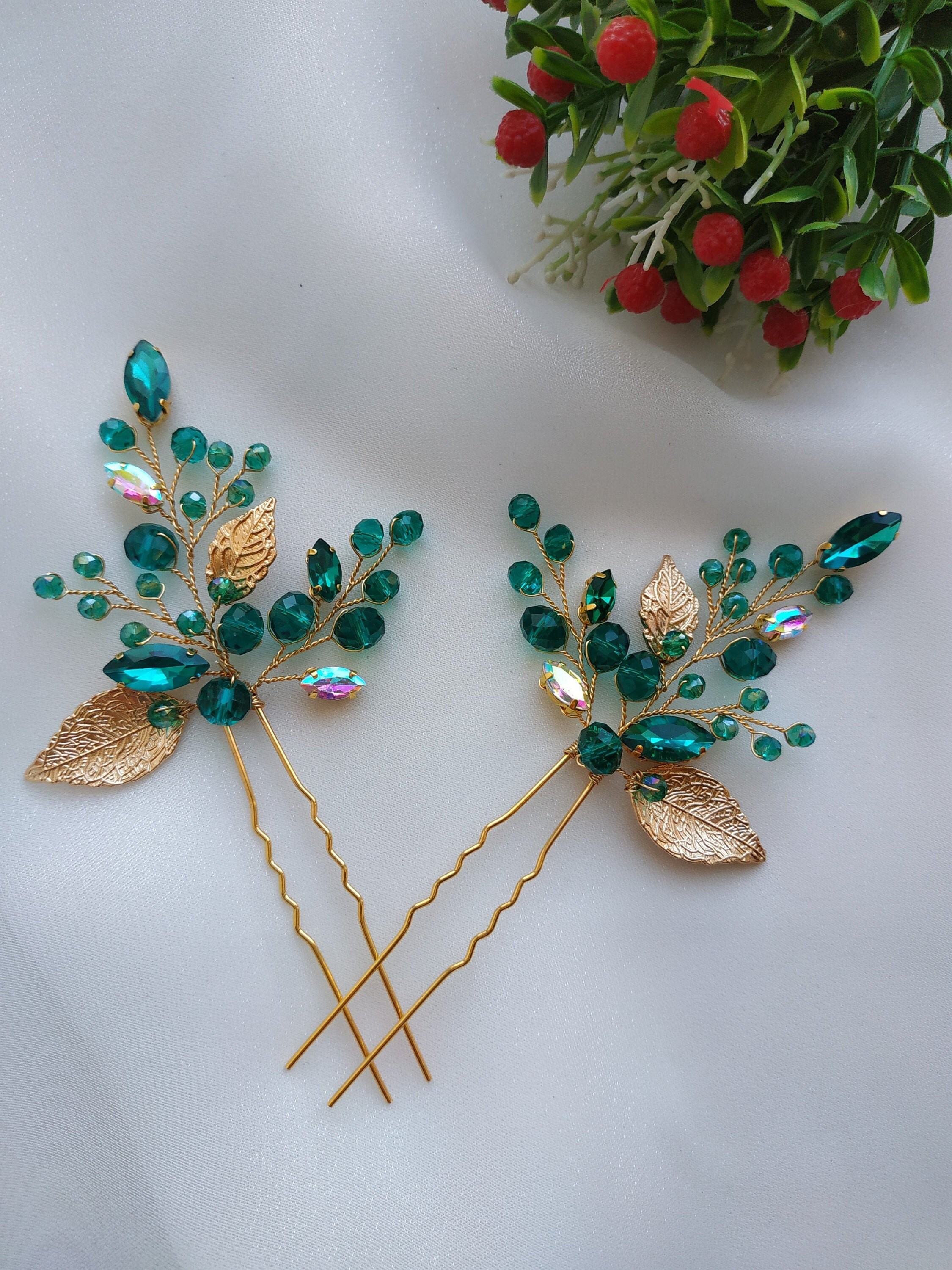 Bridal emerald hair pin Wedding green hairpin for bride Etsy