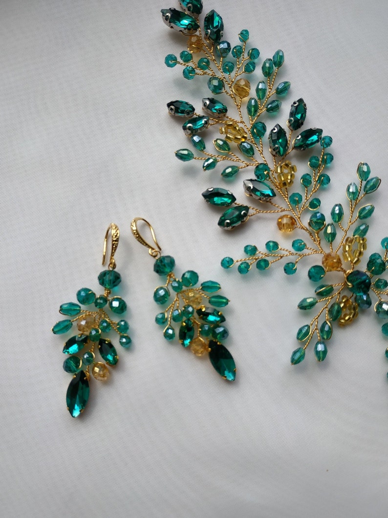 Emerald gold jewelry headpiece Wedding hair vine for bride Etsy