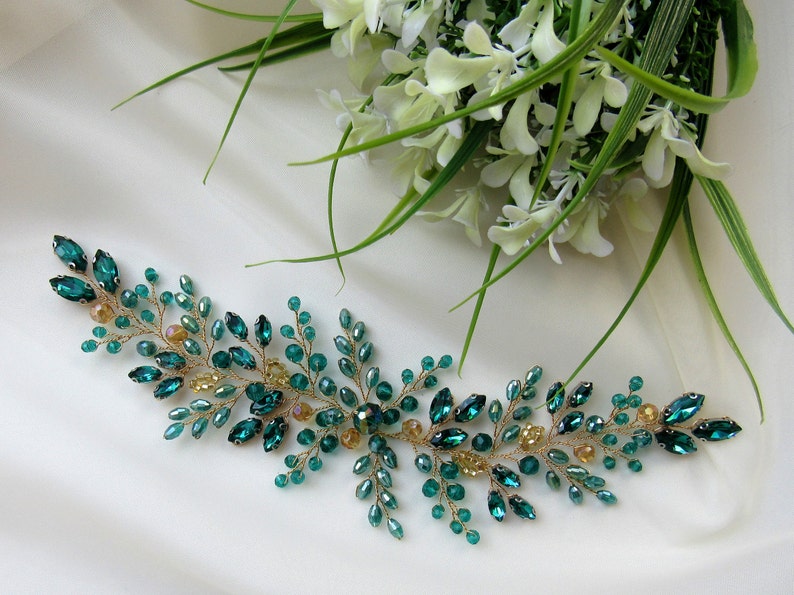 Emerald gold jewelry headpiece Wedding hair vine for bride Etsy