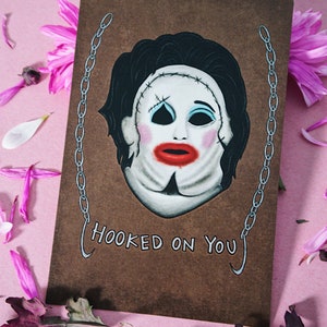 Teksańska masakra piłą mechaniczną Leatherface ładna kobieta wydruk/pocztówka