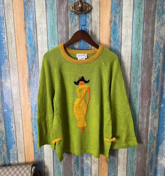 Vintage Chanel lady round neck sweater 1995