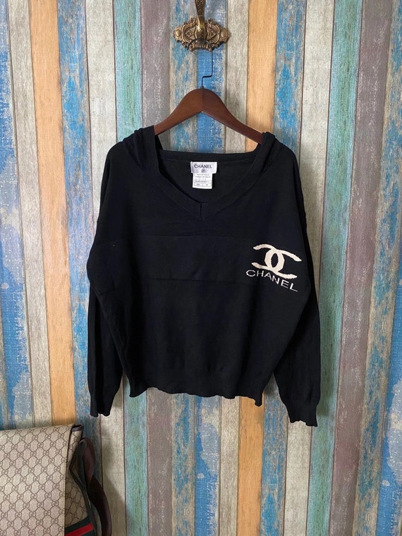 Vintage Chanel hoodies light sweater 1991