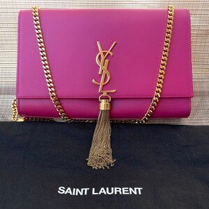 Clásico Yves Saint Laurent Fucsia Kate monograma borla bolsa | Etsy España