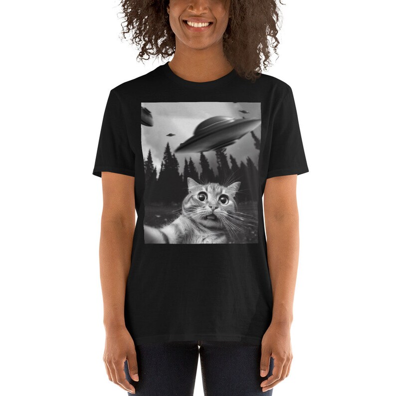 Funny Cat Selfie with UFOs T-shirt