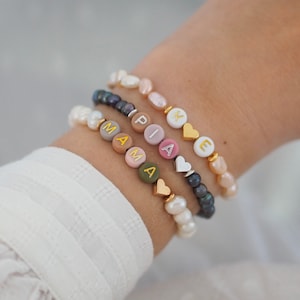 Name bracelet initial personalized freshwater pearls shell pearls pearl bracelet customizable letter beads colorful gold heart gift