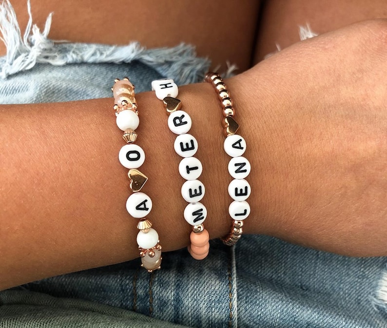Customizable name bracelet / named bracelet individual personalized pearl bracelet glass beads women's beige white rose gold heart gift image 2