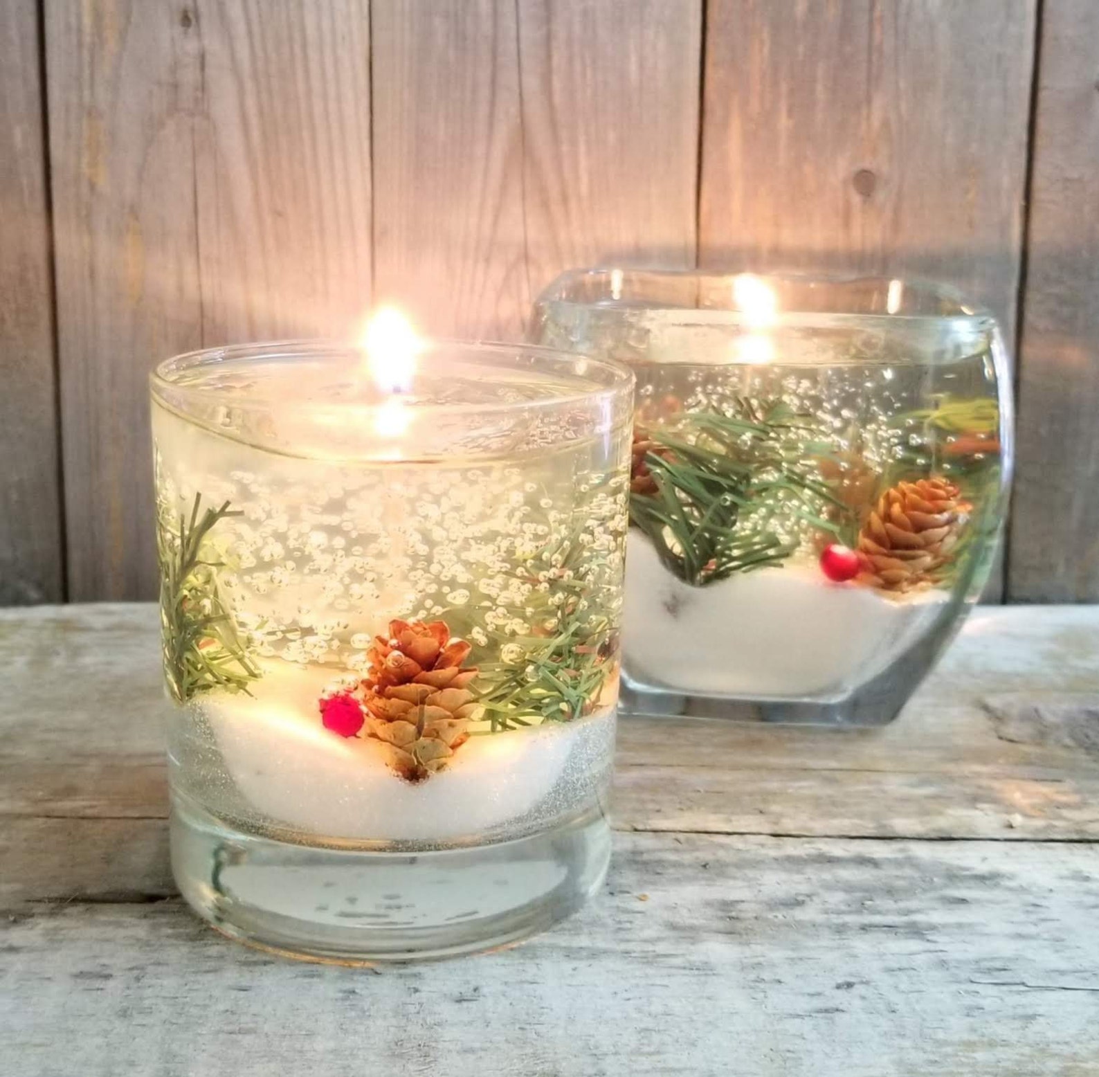 CRYSTAL PINE HOLIDAY PATTERN PLAY 19oz CANDLE main image 0