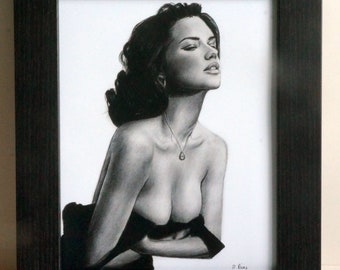 10x8 inch framed print of &quot;Adriana Lima&quot; pencil drawing